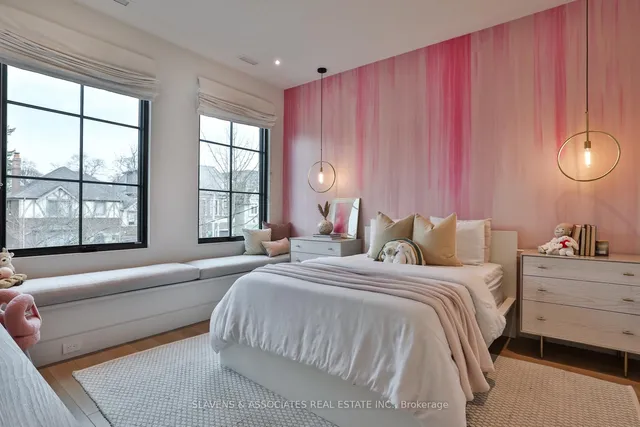 Additional image 32 of 216 Glenayr Rd