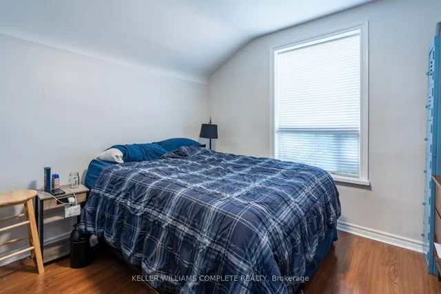 Additional image 30 of 149 Strathcona Ave