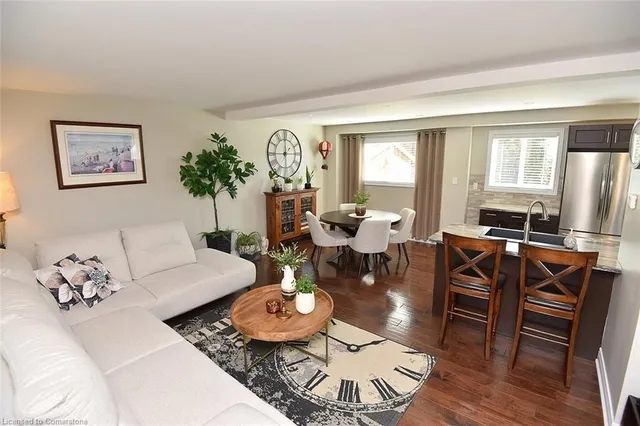 Additional image 8 of 272 Birchcliffe Cres