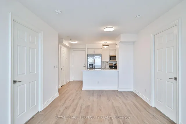 Additional image 14 of 15 Greenview Ave Unit 2411