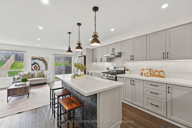 Additional image 40 of 1126 BONIN Cres