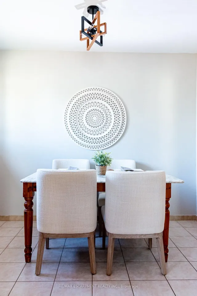 Additional image 20 of 16 Billington Cres