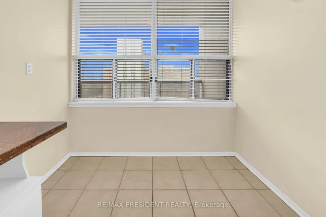 Additional image 19 of 21 Knightsbridge Rd Unit 1408