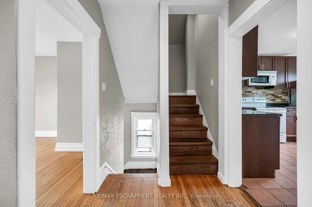 Additional image 33 of 1597 King St