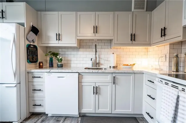 Additional image 12 of 700 Dynes Rd Unit 214