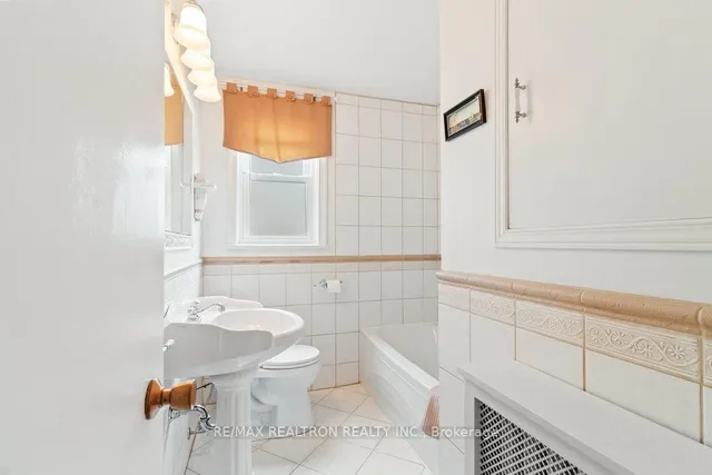 Additional image 15 of 35 Kirkland Blvd