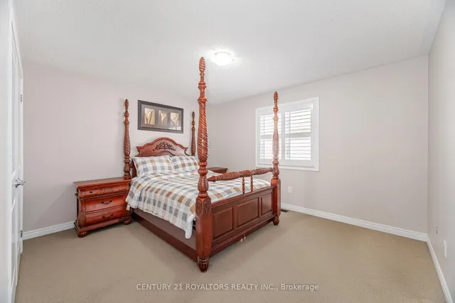 Additional image 20 of 66 Kalmia Rd