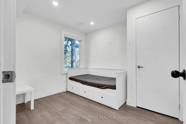 Additional image 12 of 34 Ward Ave