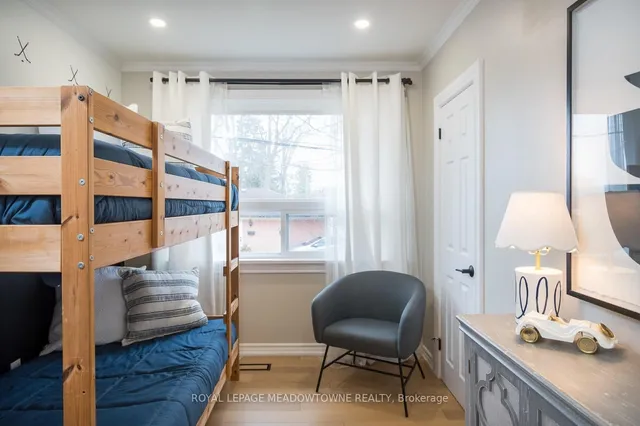 Additional image 24 of 137 Wakefield Rd