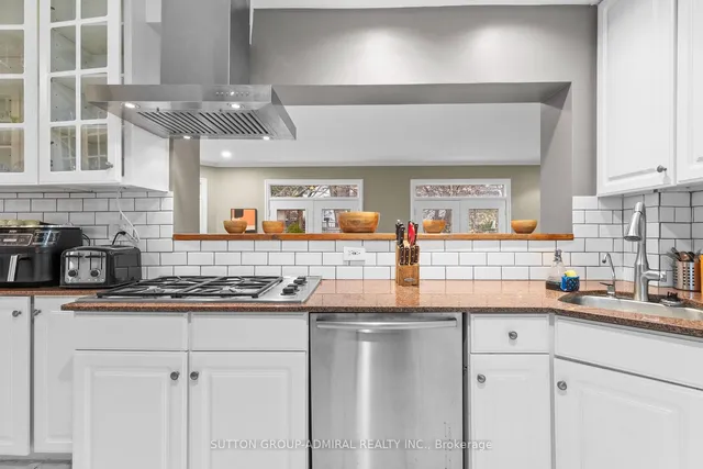 Additional image 18 of 298 Bessborough Dr