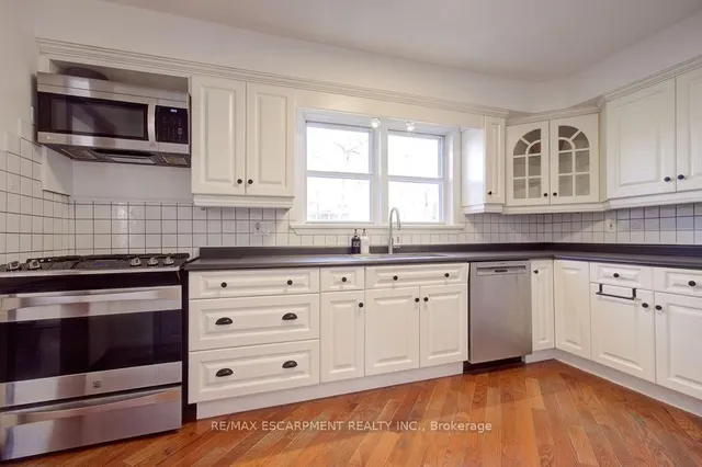 Additional image 8 of 2297 BARCLAY Rd