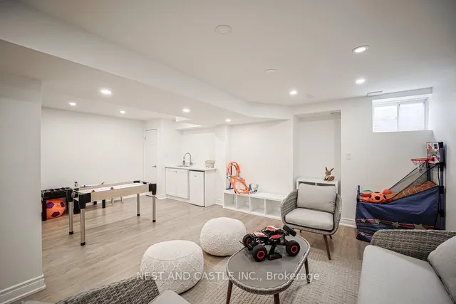 Additional image 45 of 1347 Rose way Ave