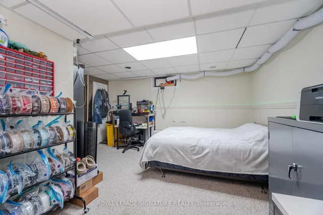 Additional image 33 of 136 Martindale Cres