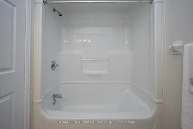 Additional image 30 of 4275 Millcroft Park Dr Unit 10