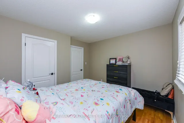 Additional image 31 of 35 Amaranth Cres