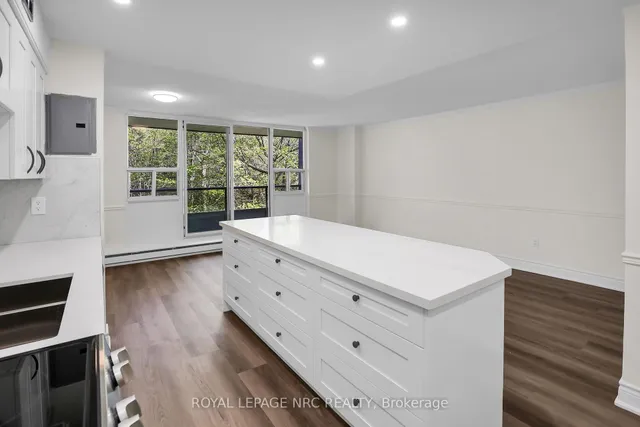 Additional image 15 of 1968 Main St Unit 303