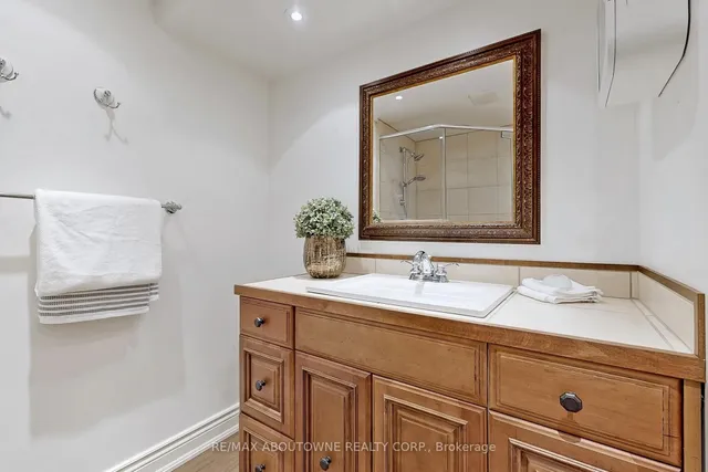 Additional image 41 of 2362 Canso Rd