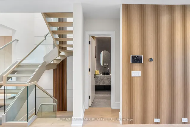 Additional image 18 of 118 Airdrie Rd