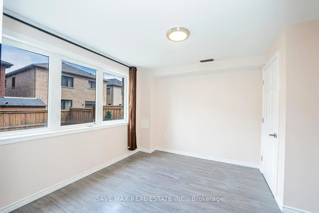 Additional image 37 of 73 West Glen Ave