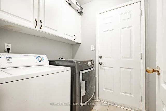 Additional image 45 of 126 Lake Louise Dr