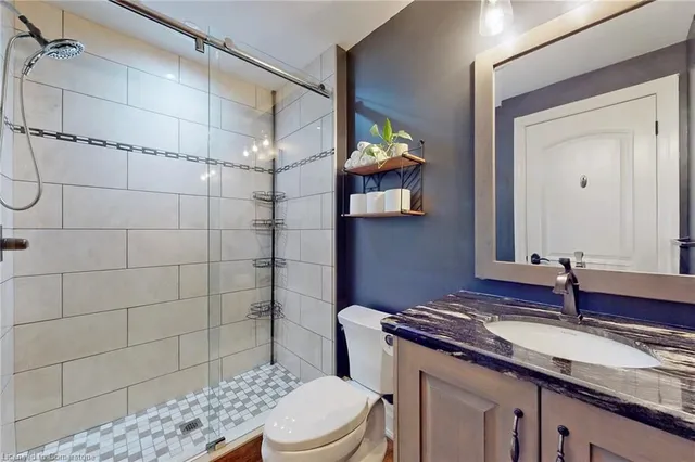 Additional image 18 of 397 King St Unit 108