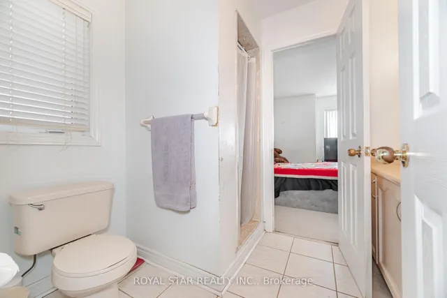 Additional image 34 of 21 Baylawn Circ