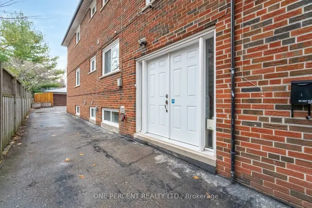 Additional image 37 of 39 Laws St