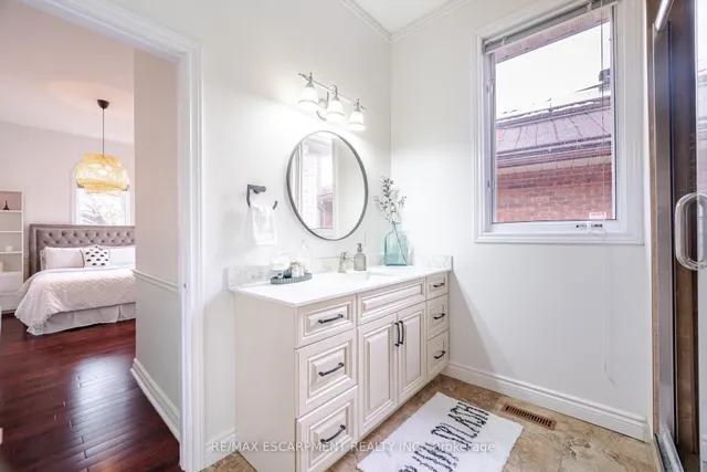 Additional image 37 of 31 Ingrid Crt