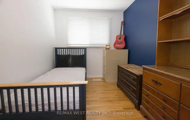 Additional image 25 of 7110 Codlin Ave