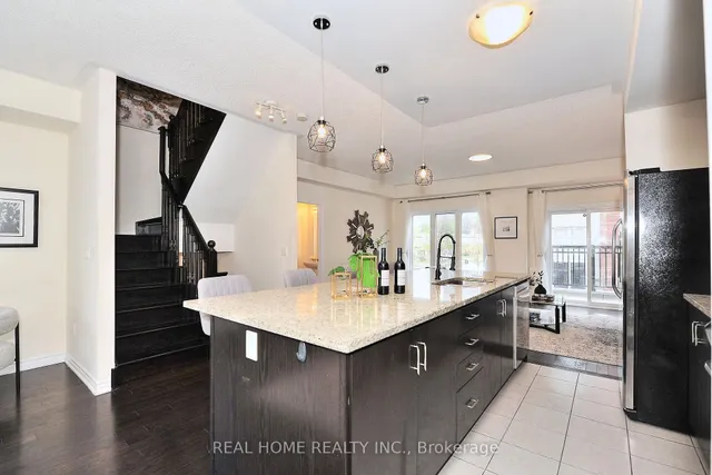 Additional image 16 of 49 Antibes Dr