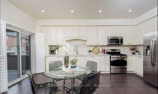 Additional image 14 of 118 Footbridge Cres