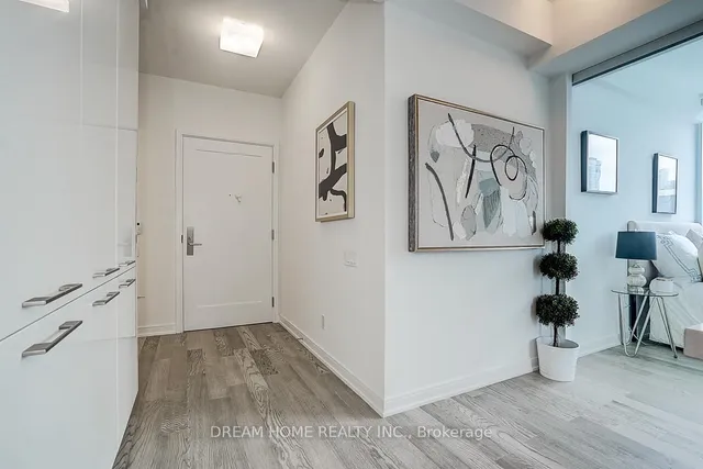 Additional image 13 of 3 Gloucester St Unit 1809