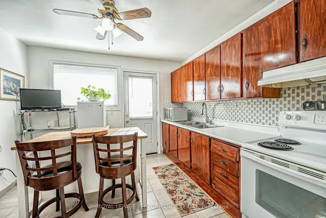 Additional image 13 of 18 Courtwright Rd