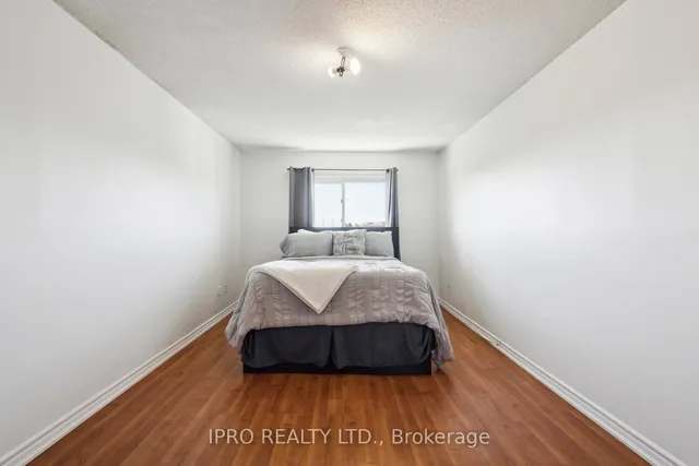 Additional image 21 of 15 Fallen Oak Crt