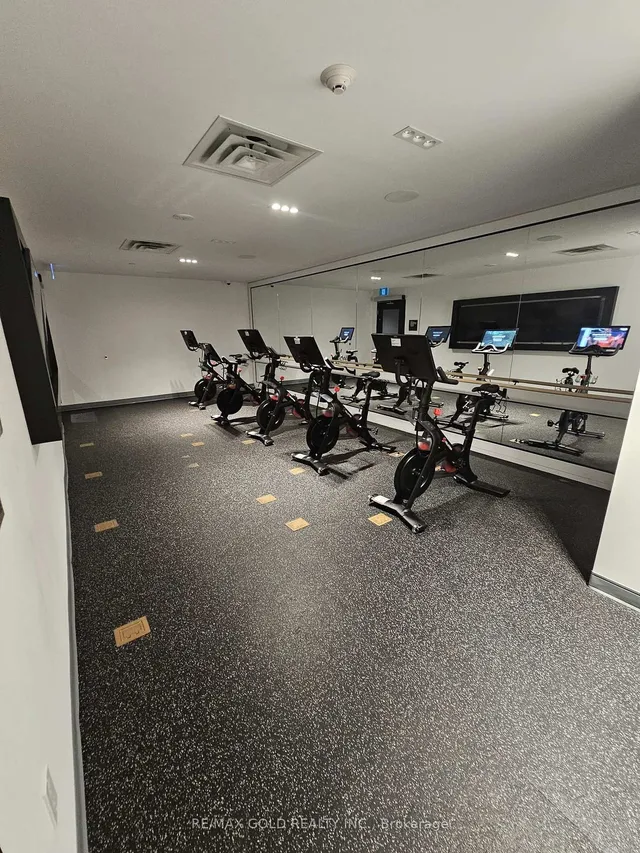 Additional image 40 of 15 Wellington St Unit 2905