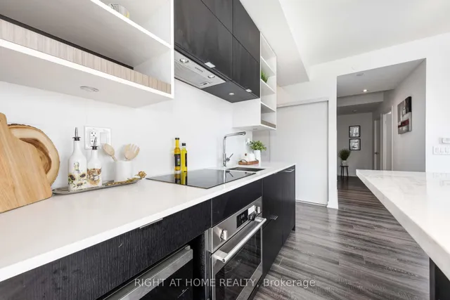 Additional image 10 of 20 Edward St Unit 1303
