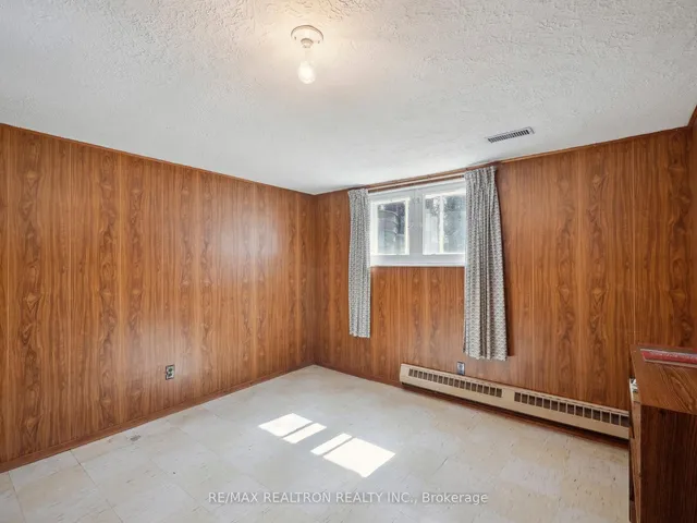 Additional image 37 of 397 Cortleigh Blvd