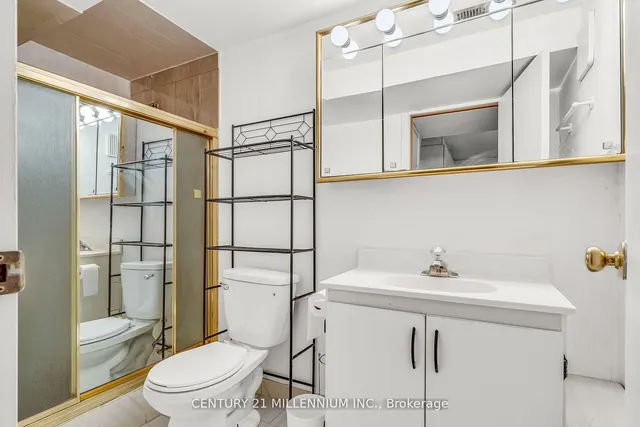 Additional image 32 of 82 Candy Cres