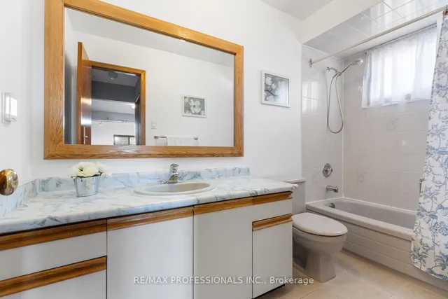 Additional image 20 of 4474 Full Moon Circ