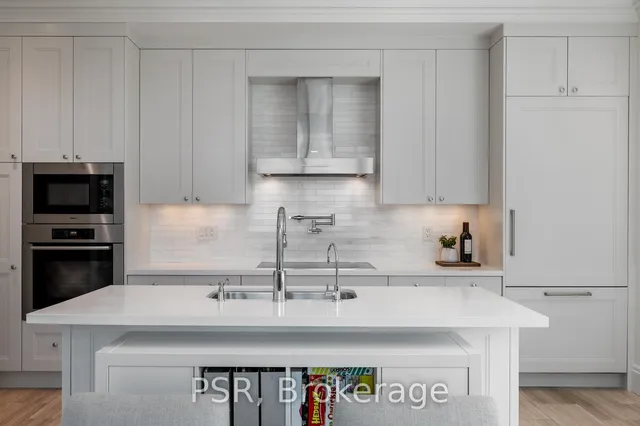 Additional image 19 of 311 Bay St Unit 3605