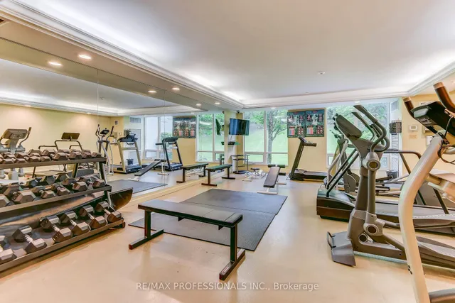 Additional image 44 of 18 William Carson Cres Unit 111