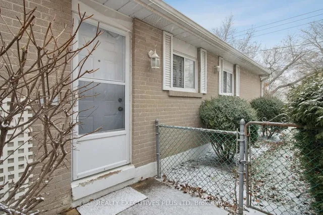 Additional image 28 of 61 Mercury Rd