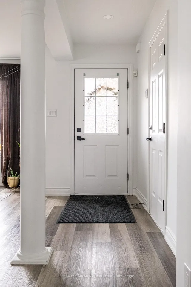 Additional image 3 of 135 ARROWHEAD Dr