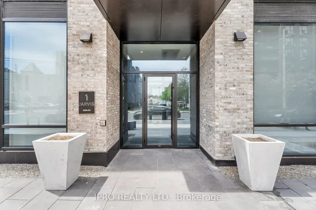 Additional image 2 of 1 Jarvis St Unit 828