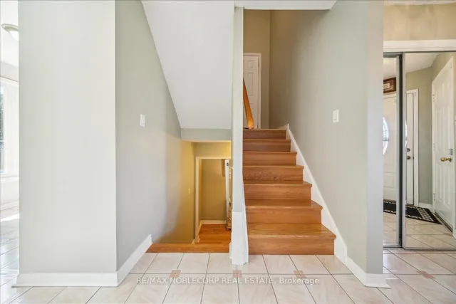 Additional image 13 of 340 Laurentian Ave