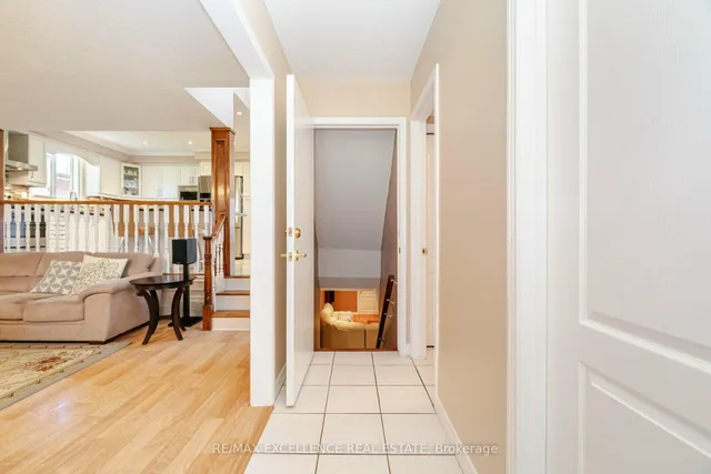 Additional image 38 of 60 Indian Cres