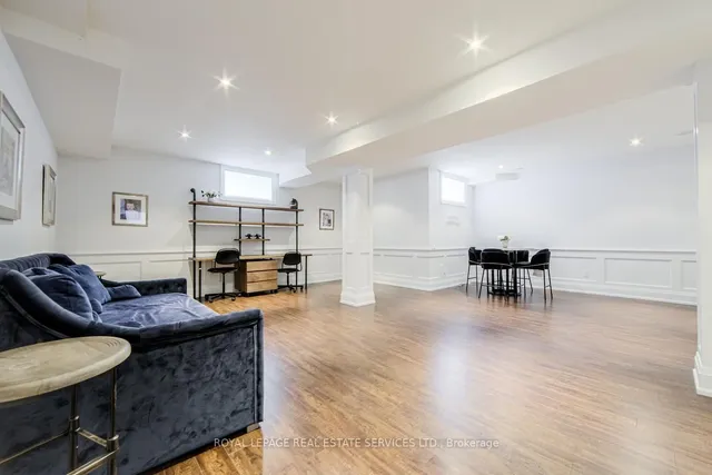 Additional image 35 of 21A Roycrest Ave