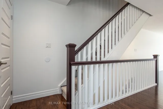 Additional image 19 of 45 Woolwich St