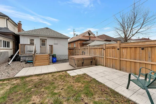 Additional image 41 of 65 Connaught Ave