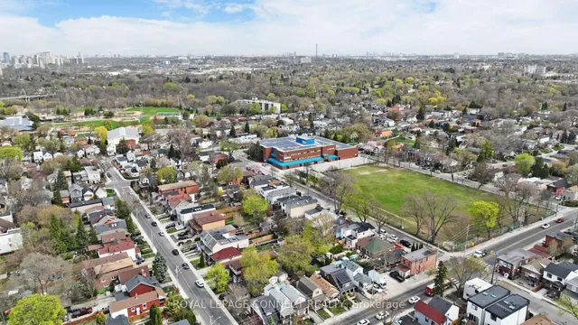 Additional image 33 of 242 Gledhill Ave